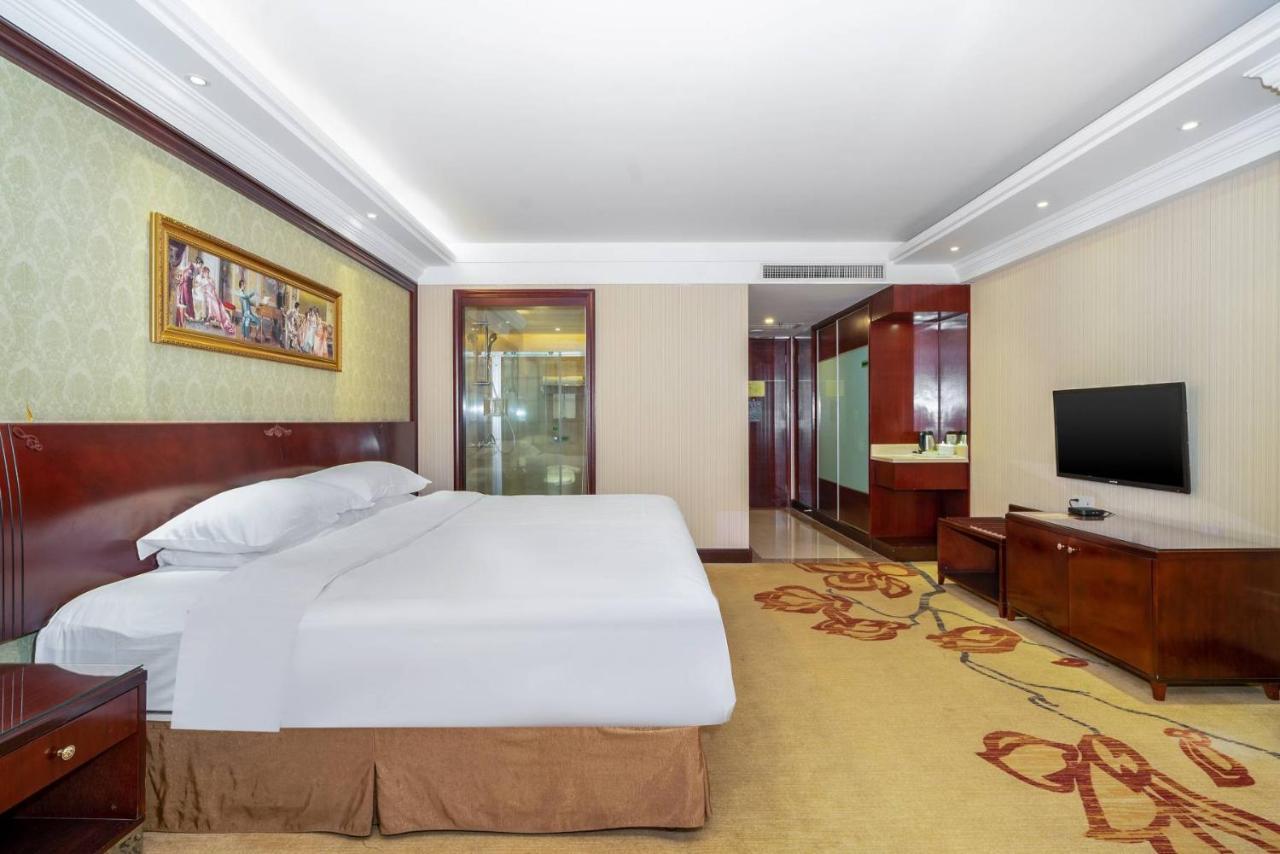 Vienna Hotel Dongguan Houjie Exhibition Center Extérieur photo